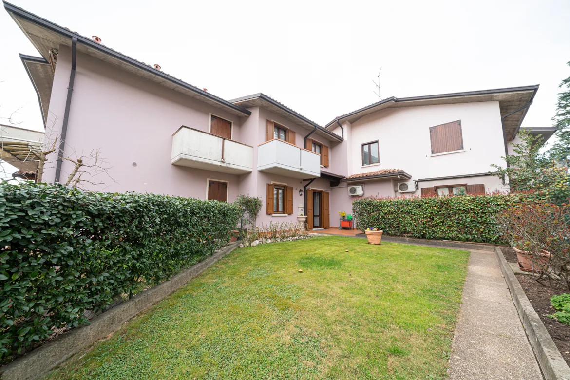 Bifamiliare con giardino a Gavardo: foto 3