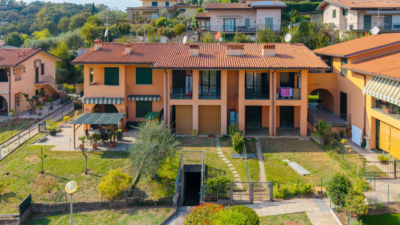 Trilocale con vista lago a Puegnago del Garda: foto 3